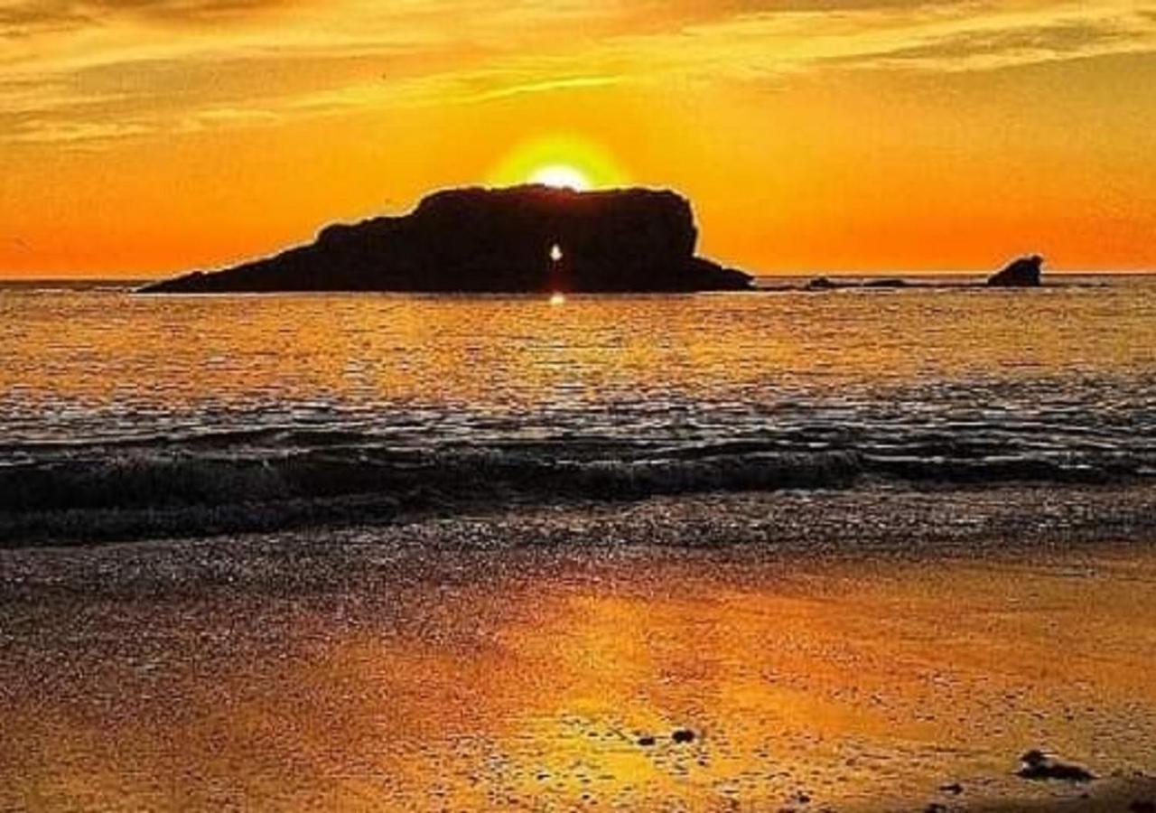 Alojamiento Monte Y Mar La Isla Exterior foto